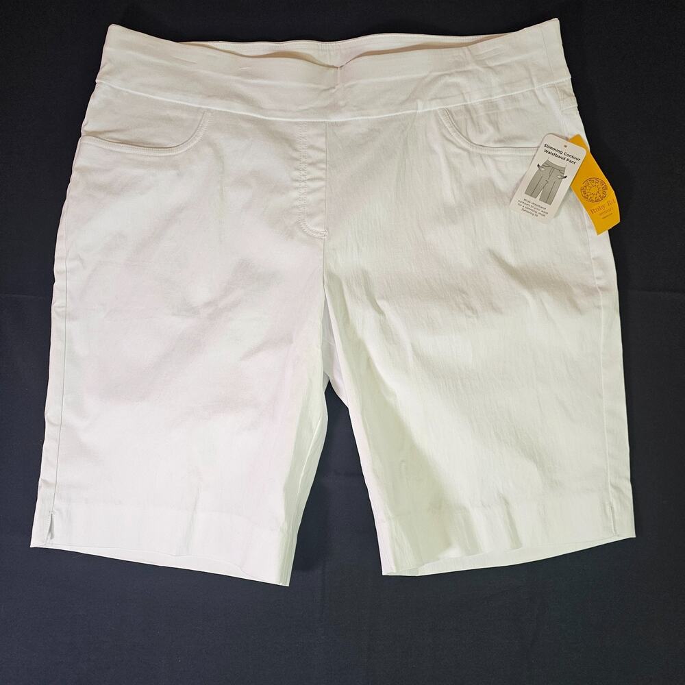 Ruby Rd Women's Bermuda Shorts White Size 24W Slimming Stretch Plus Summer